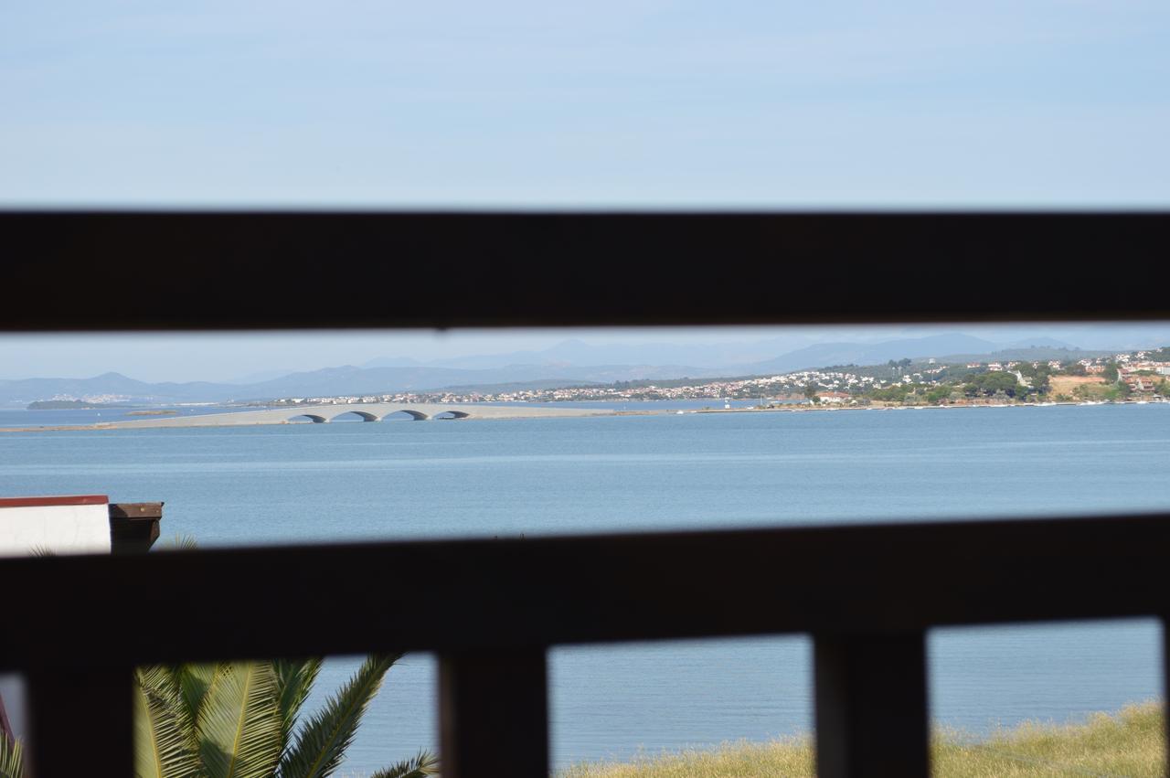 Cunda Efsane Hotel ไอวาลิค ภายนอก รูปภาพ