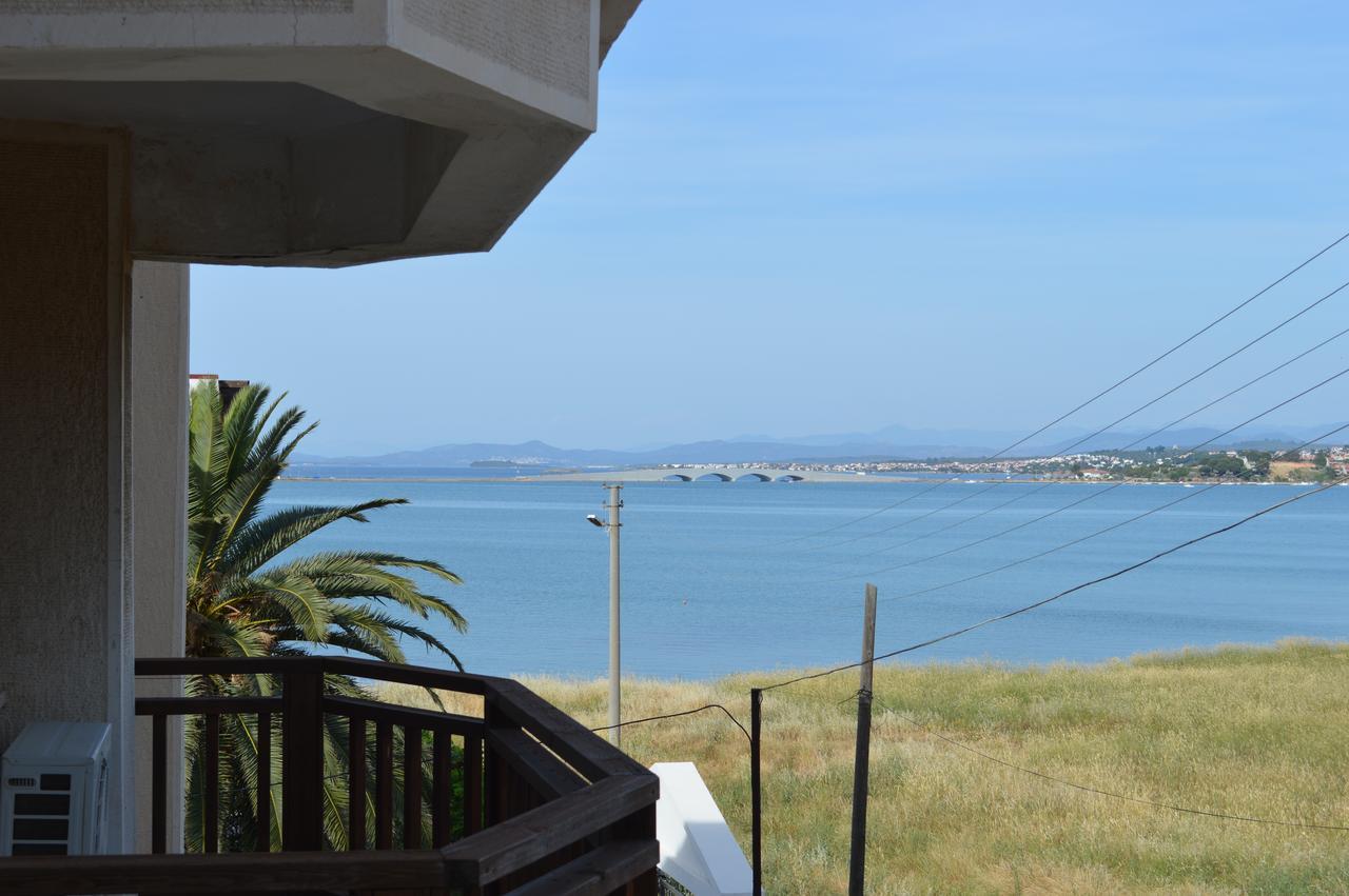 Cunda Efsane Hotel ไอวาลิค ภายนอก รูปภาพ