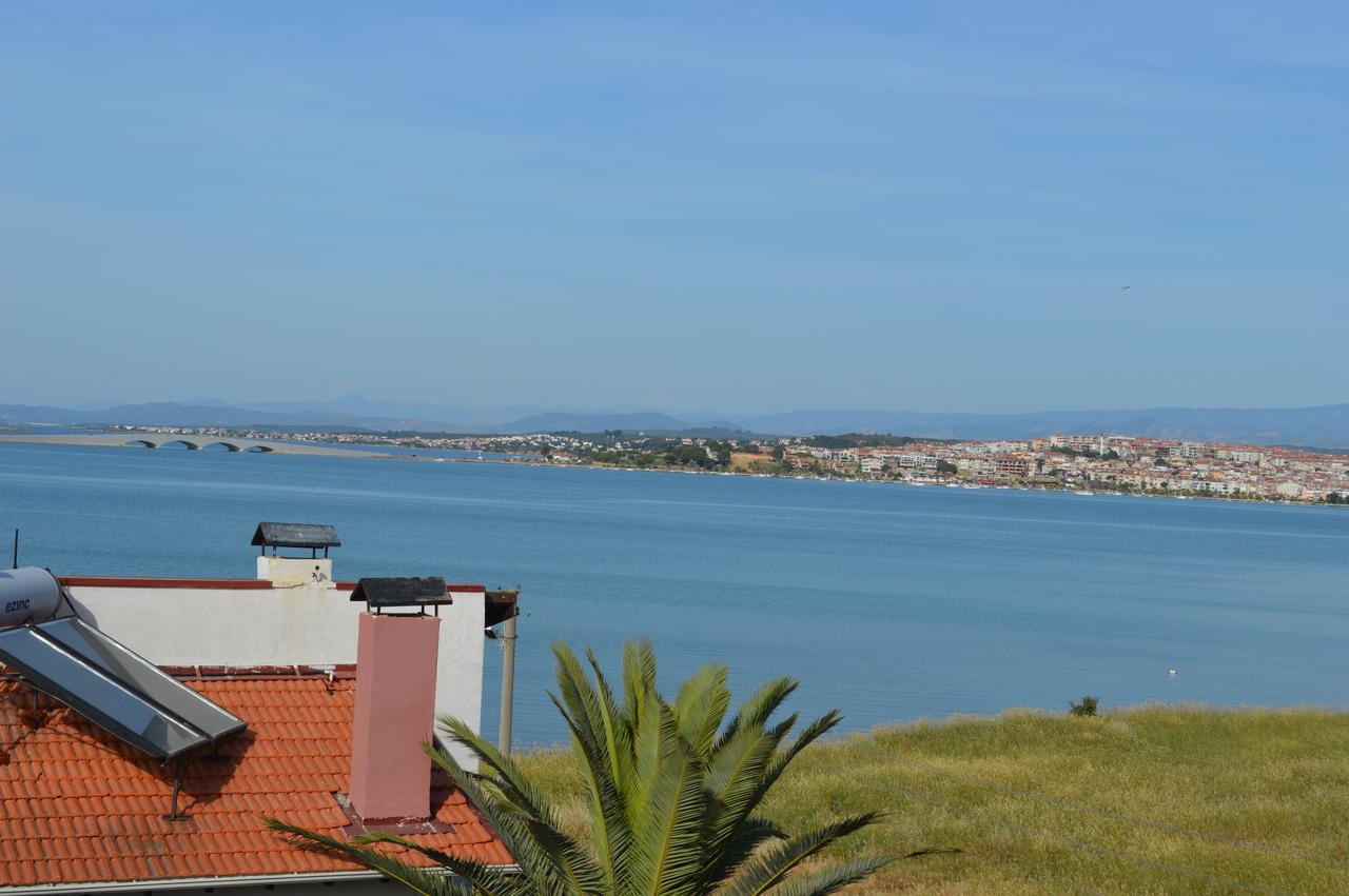 Cunda Efsane Hotel ไอวาลิค ภายนอก รูปภาพ