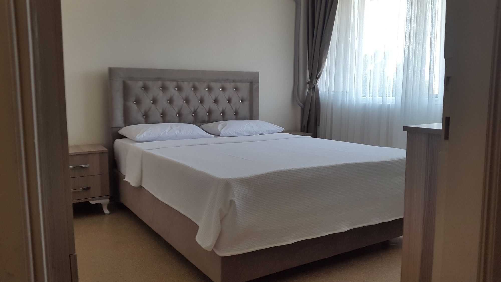 Cunda Efsane Hotel ไอวาลิค ภายนอก รูปภาพ