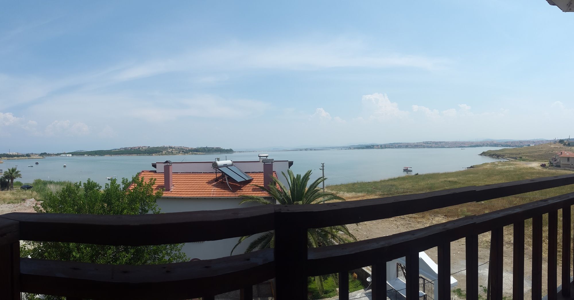 Cunda Efsane Hotel ไอวาลิค ภายนอก รูปภาพ