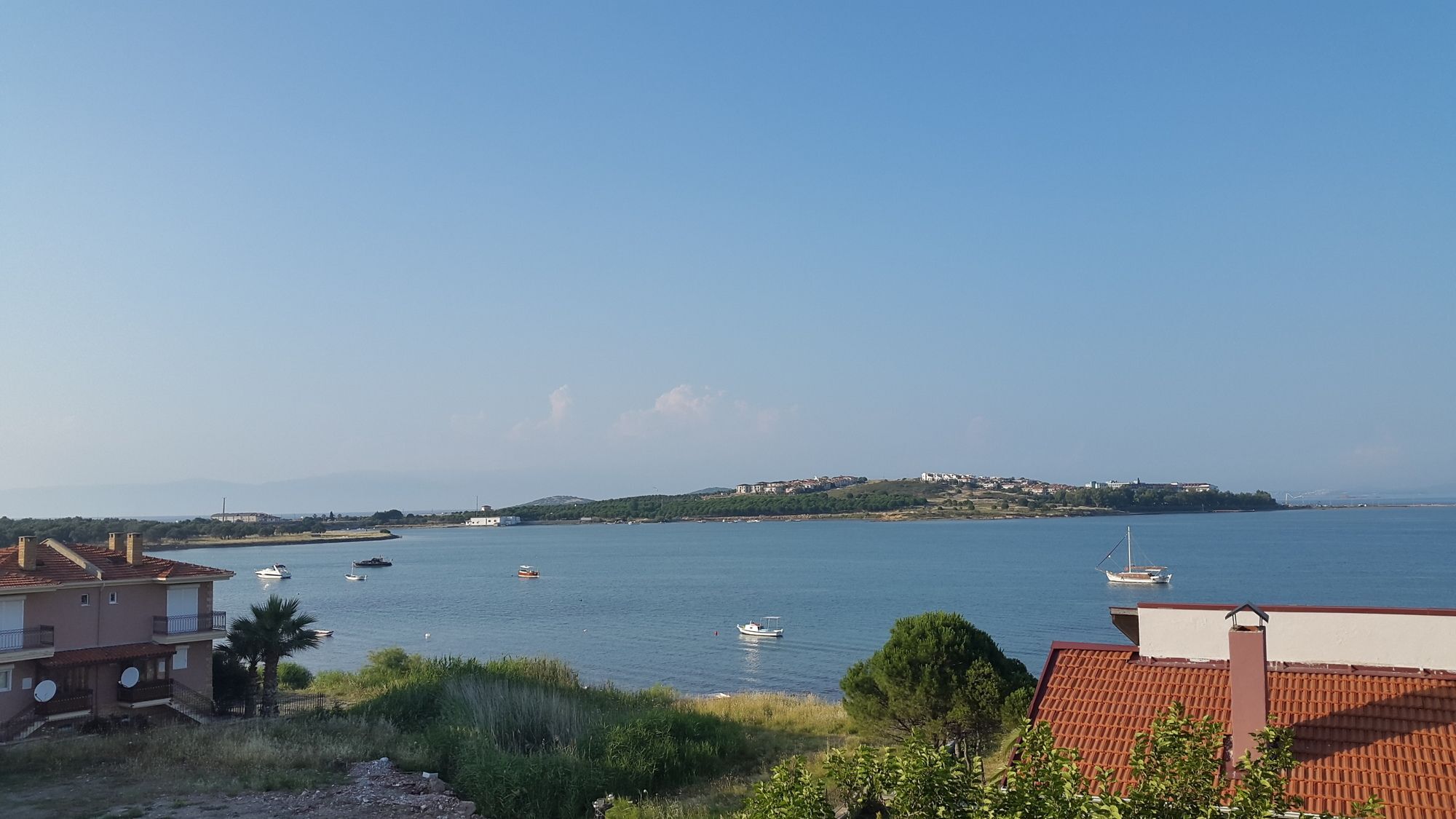 Cunda Efsane Hotel ไอวาลิค ภายนอก รูปภาพ